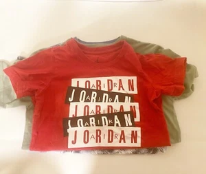 T-Shirts 3 Boys Variety Prints Size 7 - Picture 1 of 7