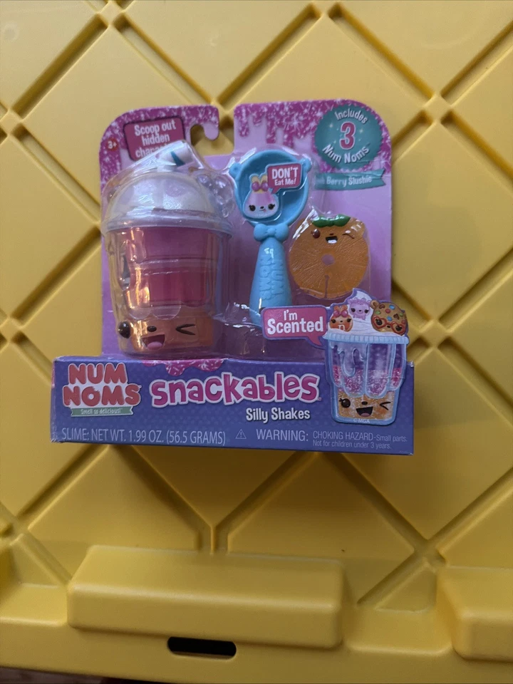NUM NOMS Snackables Silly Shakes “Berry Slushie” Foto 1 de 2