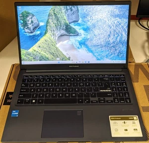 ASUS VIVOBOOK F1502Z 15.6in i3-1220P 8GB RAM 256GB SSD - Picture 1 of 5