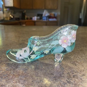 Zapato Zapatilla FENTON Pintado a Mano Flor Vidrio Azul por E. Baumgard - Imagen 1 de 6