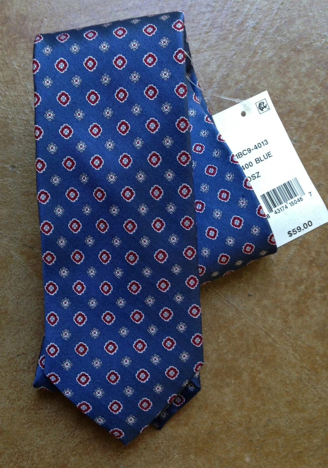 The Men's Bloomingdale's 100 Silk Neck Tie Blue