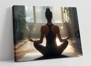 MEDITANDO MUJER YOGA - LIENZO ENMARCADO PROFUNDO ARTE DE PARED IMPRESIÓN DE IMAGEN - Imagen 1 de 2