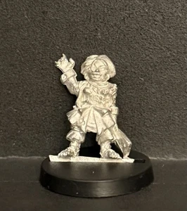 Weibliche Zwerghexe - Stonehaven Miniaturen - 21mm Metall D&D AD&D RPG - Bild 1 von 2