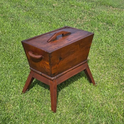 Antique Primitive Wooden Dough Box on Stand – Early American Farmhouse Furniture - Image 1 of 4