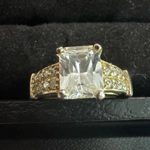 Sterling Silver Ring Size 8 - Picture 1 of 4