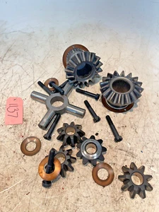 1969 Ford 4000 Tractor Differential Spider Bevel Gears Parts - Picture 1 of 13