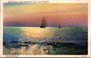 Vintage Postcard GREETINGS FROM CRESCENT CITY, CALIFORNIA JN2 - Picture 1 of 2