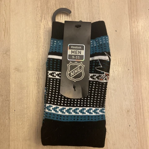 NWT Reebok San Jose Sharks Men’s Crew Socks 1 Pair Logo'd Sz L (9-11) Cover