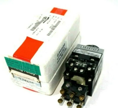 NUEVO RELÉ DE DISTRIBUCIÓN AGASTAT E7012PALL002  Foto 1 de 3