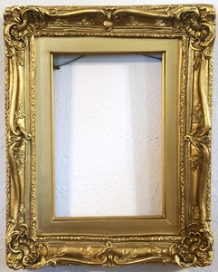 Vintage Ornate Gold Wooden Frame fpr a 9.5" x 6.5" Image - Picture 1 of 4