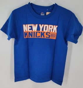 Majestic NBA New York Knicks S/S T-Shirt ~ Mens Size Small ~ NBA Vertical Player - Picture 1 of 2