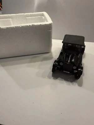 National Motor Museum Mint 1925 Ford Model T Coupe Car Black 1:32 Scale - Image 1 of 4