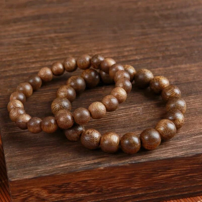 Pulsera de madera de agar natural madera de agar vietnamita madera de agar de Vietnam Foto 1 de 4