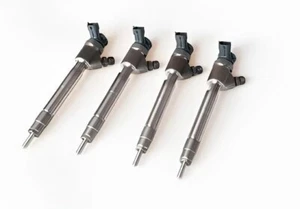 4 INIETTORI BOSCH 0445110955 CITROEN PEUGEOT FORD 1.5 RIGENERATI - Foto 1 di 1