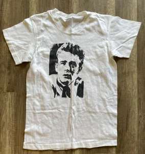 VINTAGE JAMES DEAN HOLLYWOOD MOVIE STAR T-SHIRT MEN SZ Med 17in X 25in 70s Tag - Picture 1 of 5