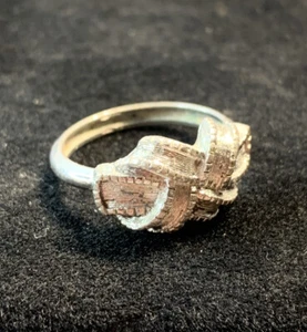 Vintage Avon Antiqued Silver Tone "RIBBON" Bow Knot Ring Sz 5.5 - Picture 1 of 3
