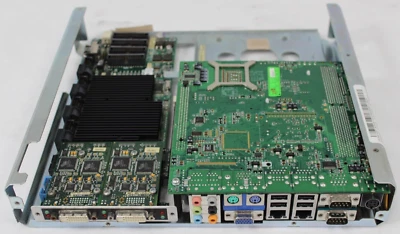 Procesador de placa base Rockwell Collins de 2015HC Proyector de simulación de vuelo Foto 1 de 4