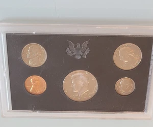 1972-S US Mint Proof Set 5 Coin Set OGP Original Government Packaging #1135 - Picture 1 of 7