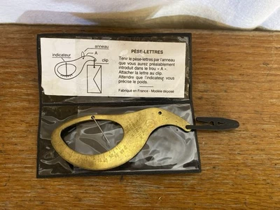 Pèse Lettre Ancien QUELLE Modèle M75 Laiton + Pochette Vintage #C758 - Photo 1/4