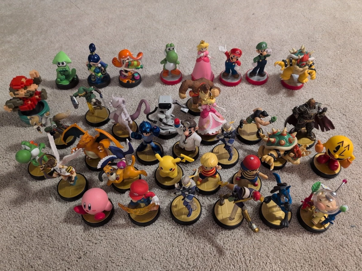 Mario Classic Color Amiibo - Japan Import Super Smash Bros Series Figure