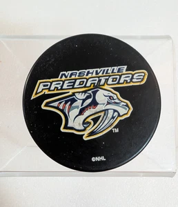 INGLASCO Nashville Predators NHL Hockey Ice Puck Vegum Official Made Slovakia - Bild 1 von 6