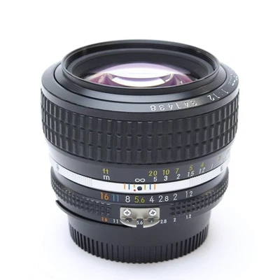 Nikon Ai-S NIKKOR 50mm F/1.2 (montagem Nikon F) #68 - Imagem 1 de 4