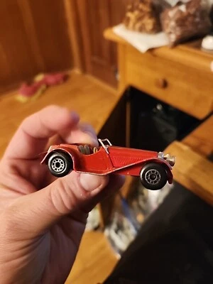 Loose Lesney Matchbox Red SS 100 Jaguar 1982 Convertible diecast, Red Superfast - Image 1 of 4