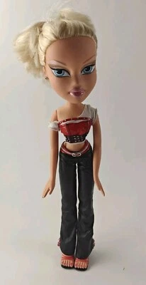 MUÑECA BRATZ GRANDE 22” CLOE con TRAJE ORIGINAL 2003 OJOS AZULES Foto 1 de 4