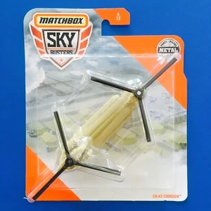 2020 Matchbox Sky Busters US ARMY 1962 BOEING CH-47 CHINOOK HEAVY LIFT CHOPPER! - Picture 1 of 13