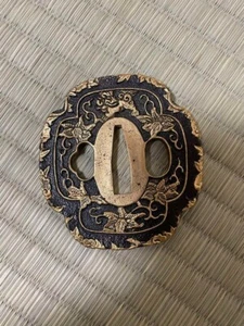 Japanese Antique Tsuba of Katana Samurai Sword Guard Iron Rare Design 69-G9 - Picture 1 of 2