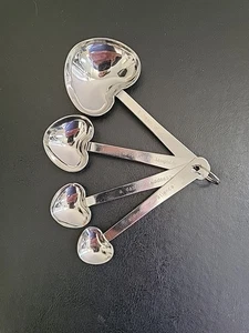 Kate Aspen Heart Measuring Spoon Gift Set Open Box - Picture 1 of 7