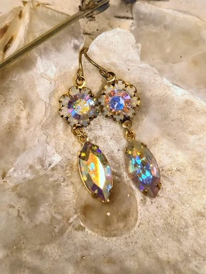 冬季白色水晶 AB 悬垂两石镀金耳环  — 第 1/4 张图片