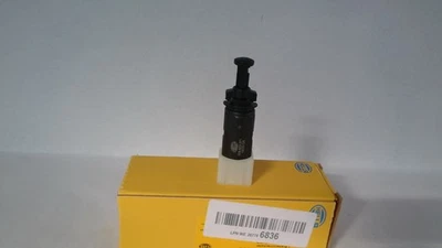 Interruptor de luz de freno HELLA 6DD 008 622 - 371 12V conector de 4 pines Foto 1 de 4