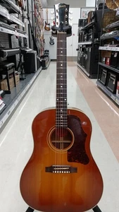 GIBSON J-45 Acoustic Guitar-01 - Picture 1 of 18