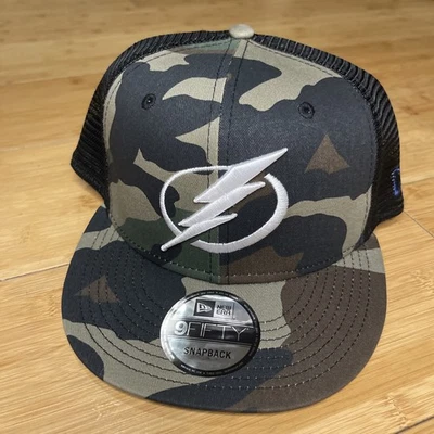 New Era 9FIFTY Tampa Bay Lightning Woodland Camo Trucker Mesh Snapback Hat NHL - Image 1 of 4