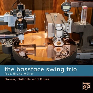 Bossa,Ballads And Blues | The Feat. Müller Bassface Swing Trio  SACD 📀  Wie Neu - Bild 1 von 4