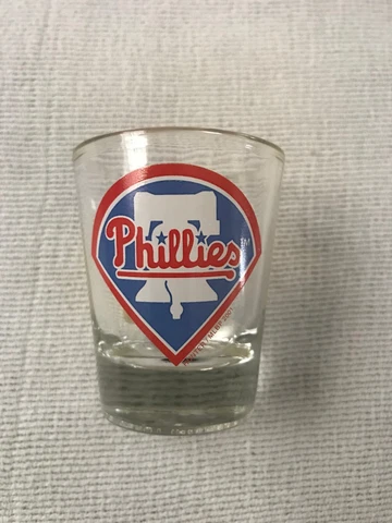 Vintage MLB  Philadelphia Phillies SHOT GLASS by Hunter Glass Co Cover