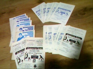 27 OSWESTRY TOWN HOME FOOTBALL PROGRAMMES 1970-79 GOOD/FAIR CONDITION IN GENERAL - Picture 1 of 1