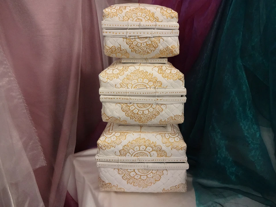 3er Set Balinesischer Tempelkorb Bambus handbemalt Korb Truhe Weiß/Gold Asiastyl - Bild 1 von 4