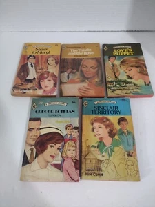 5 Harlequin Romance Novels In Good Condition - Picture 1 of 3