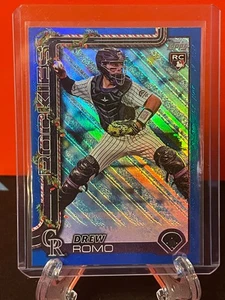 2025 Topps Holiday Drew Romo Metallic Blue Glitter Parallel #H114 (RC) - Bild 1 von 2
