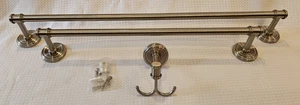 3-teiliges Set 18 Zoll Handtuchhalter 24 Zoll Handtuchhalter & doppelter Morgenmantelhaken Nickel gebürstet - Bild 1 von 5