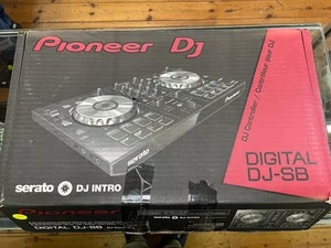 Pioneer DDJ-SB 2-channel DJ controller for Serato (DDJ-SB) - Used - Picture 1 of 11