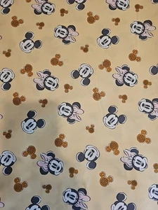 5 YARDS 12 ZOLL NEU MICKEY MINNIE MOUSE WAFFEL BAUMWOLLSTOFF NÄHEN QUILTEN NIEDLICH - Bild 1 von 6