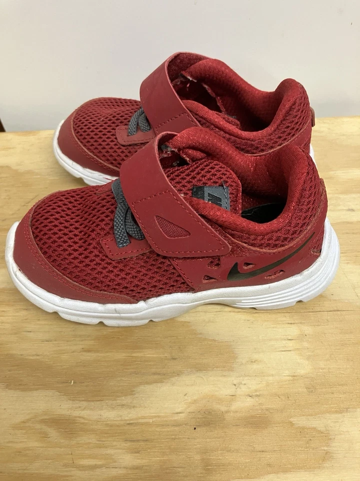 NIKE Revolution Toddler Size 8C Red Athletic Sneakers Shoes - Image 1 of 4