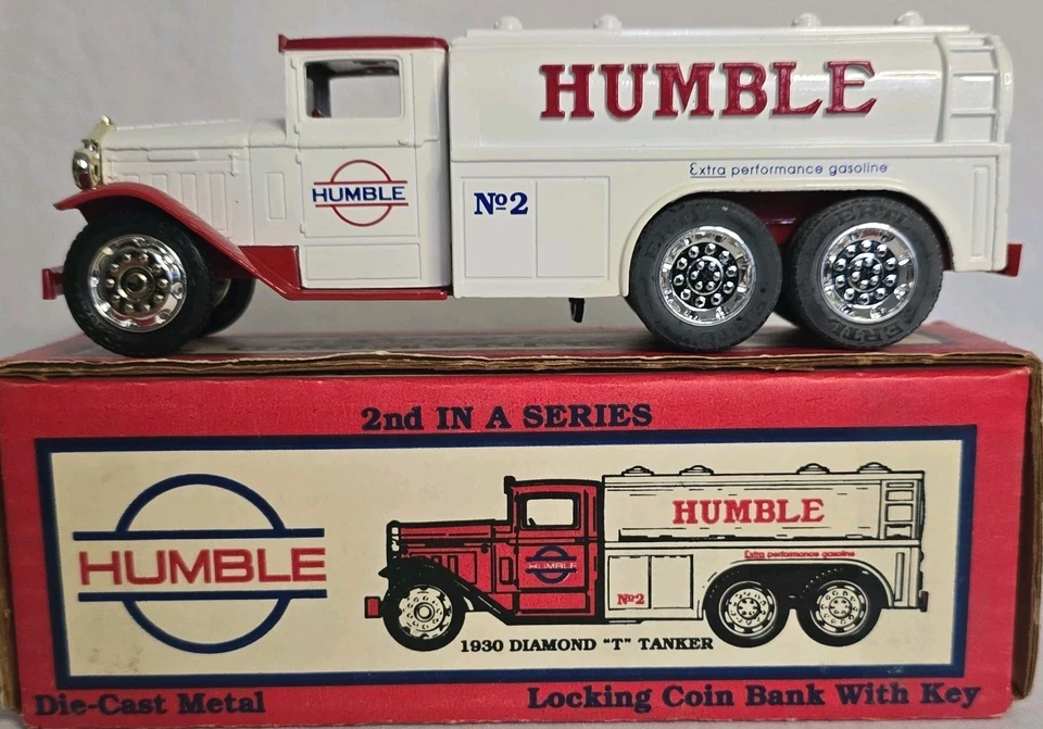 Vintage ERTL Humble 1930 Diamond "T" Tanker Die Cast Locking Coin Bank - Image 1 of 2