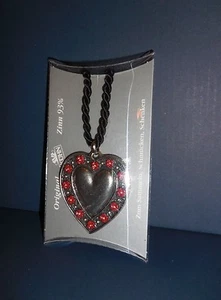 KUEHN Hand Painted Pewter HEART NECKLACE - Picture 1 of 2