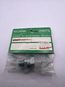 BMT Blitz BMT 070 Rear Belt Pulley Retainer 2250057 Vintage Rc Car Part - Picture 1 of 7