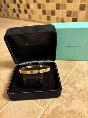 Tiffany & Co 18K Yellow Gold Cuff Tiffany & Co Notes Bracelet. Very Rare Piece. - Image 1 of 4