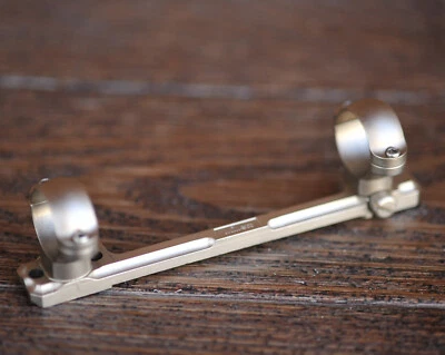 Juego de anillos de mira telescópica y montaje base Millett LA RH 454 plateados Remington 700 SA Foto 1 de 4